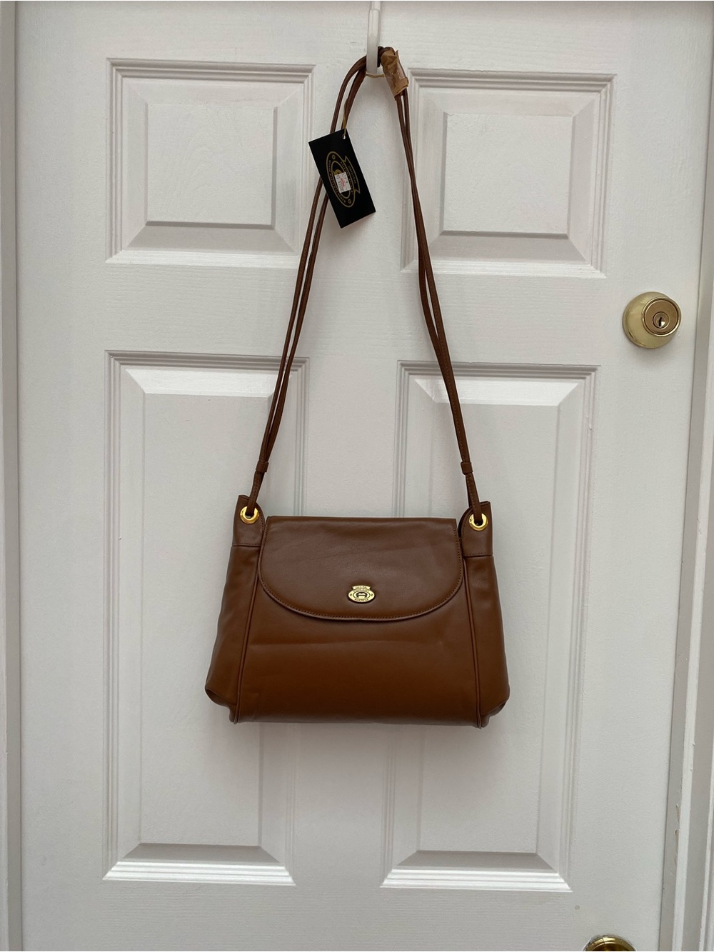 Vintage NWT Etienne Aigner Brown Leather Shoulder Bag w Gold-Tone Hardware
